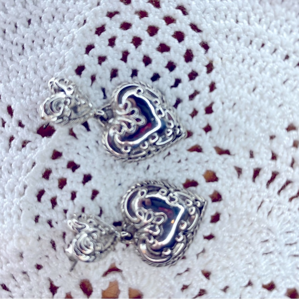 Dainty Silver Heart Stud Earrings with Intricate Design